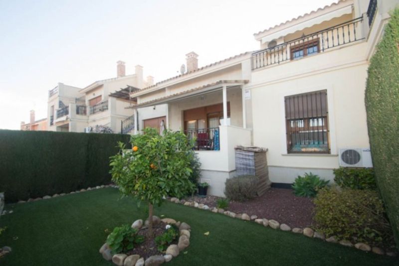 ST1002: Duplex à vendre dans Algorfa, Alicante