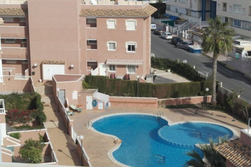 ST1028: Wohnung zu verkaufen im Torrevieja, Alicante
