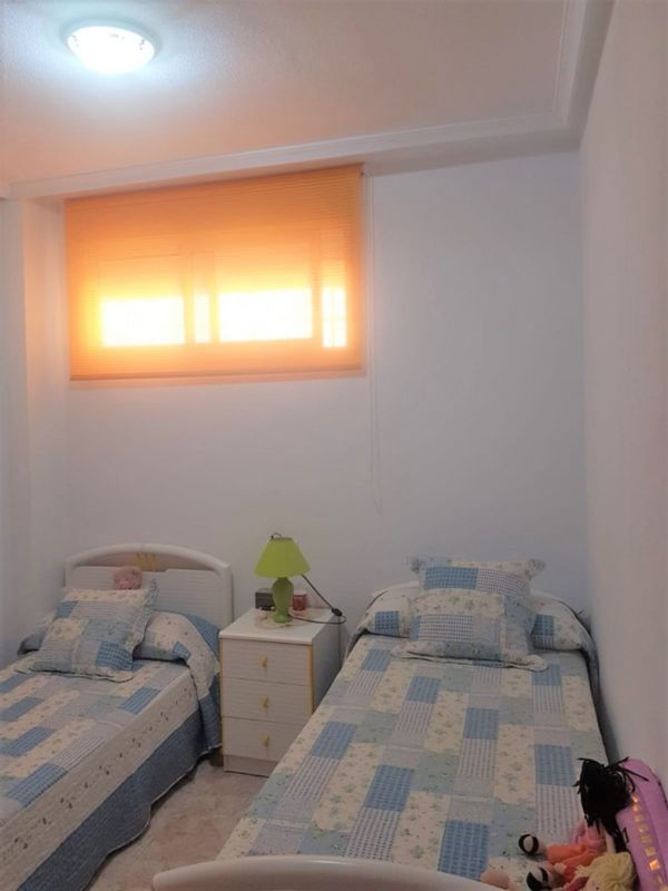 ST1028: Wohnung zu verkaufen im Torrevieja, Alicante