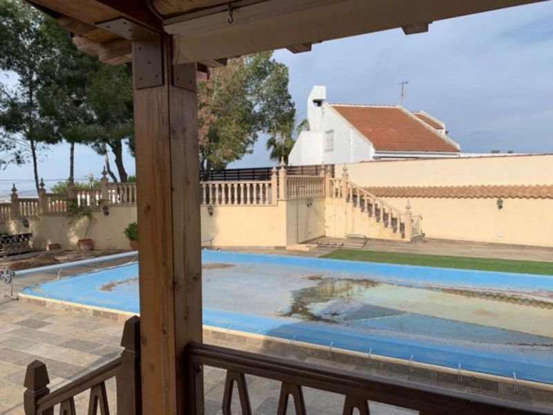 ST1029: Villa for Sale in San Miguel De Salinas, Alicante