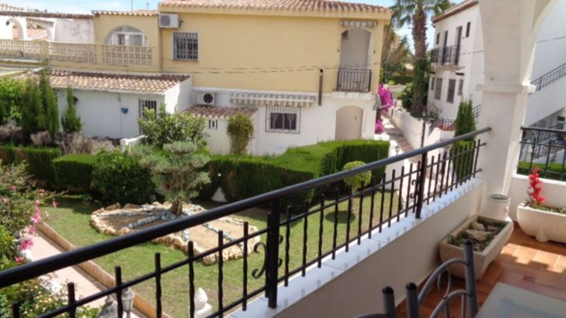 ST1039: Villa à vendre dans Torrevieja, Alicante