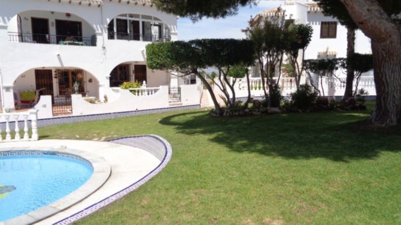 ST1039: Villa à vendre dans Torrevieja, Alicante