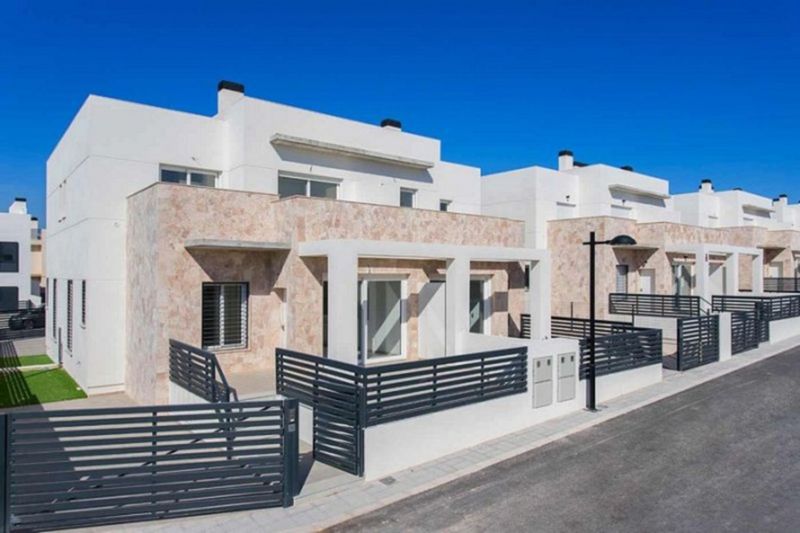 ST1057: Villa à vendre dans Torrevieja, Alicante