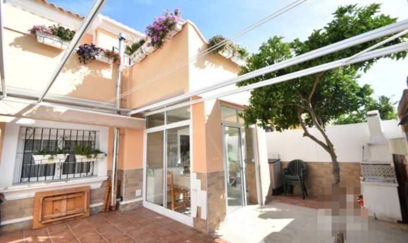 ST1063: Tweezijdig te koop in Orihuela Costa, Alicante