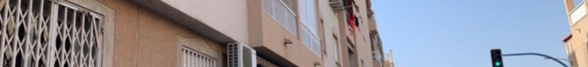ST1066: 3 Chambre Appartement à vendre