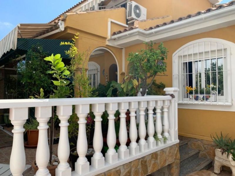 ST1070: Duplex à vendre dans Torrevieja, Alicante