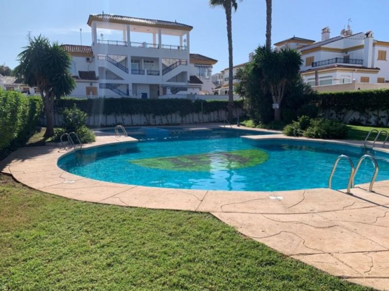 Villa te koop in Pilar De La Horadada, Alicante