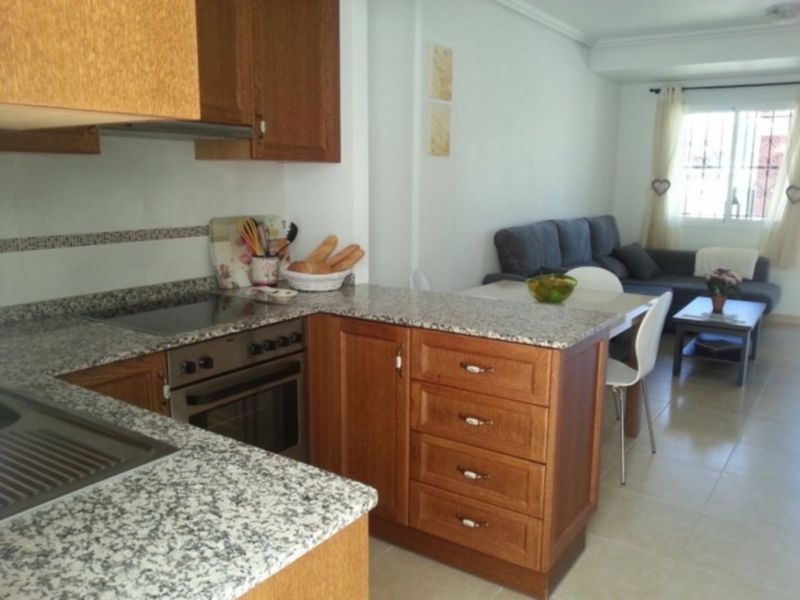 ST1096: Duplex à vendre dans Torrevieja, Alicante