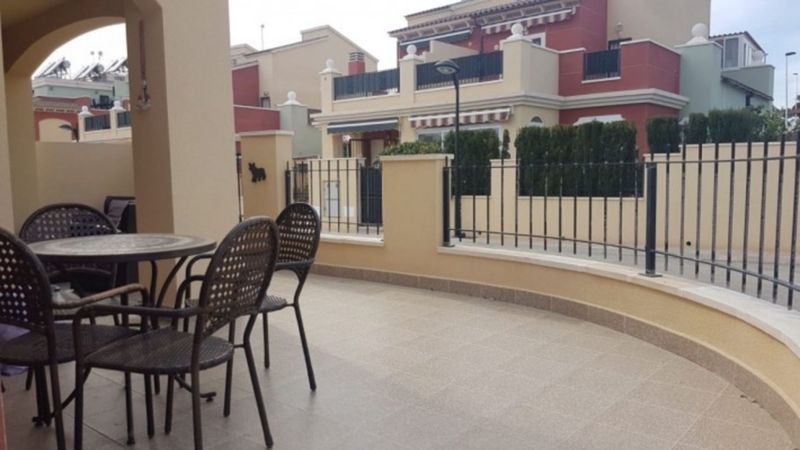 ST1096: Duplex à vendre dans Torrevieja, Alicante