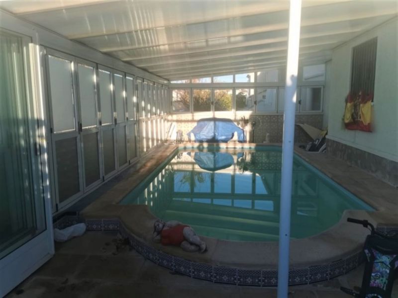 Villa à vendre dans Torrevieja, Alicante