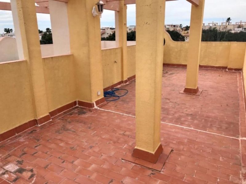 ST1140: Tweezijdig te koop in Orihuela Costa, Alicante