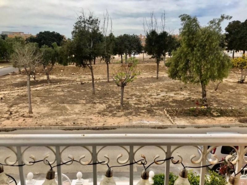ST1140: Tweezijdig te koop in Orihuela Costa, Alicante