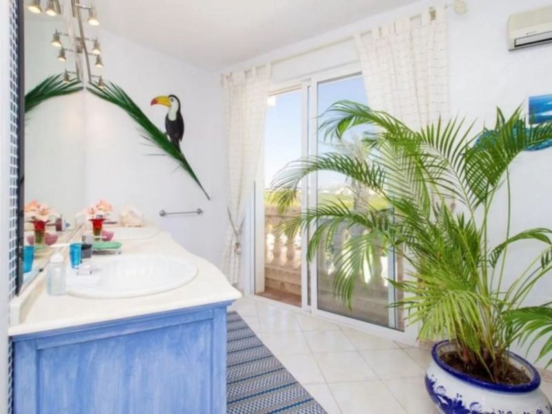 ST1142: Villa te koop in La Mata, Alicante