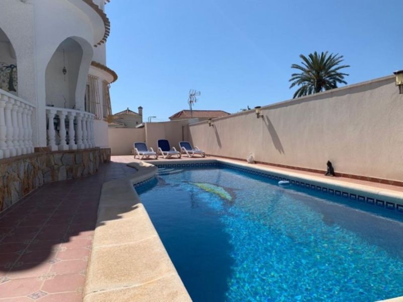 Villa te koop in Orihuela Costa, Alicante