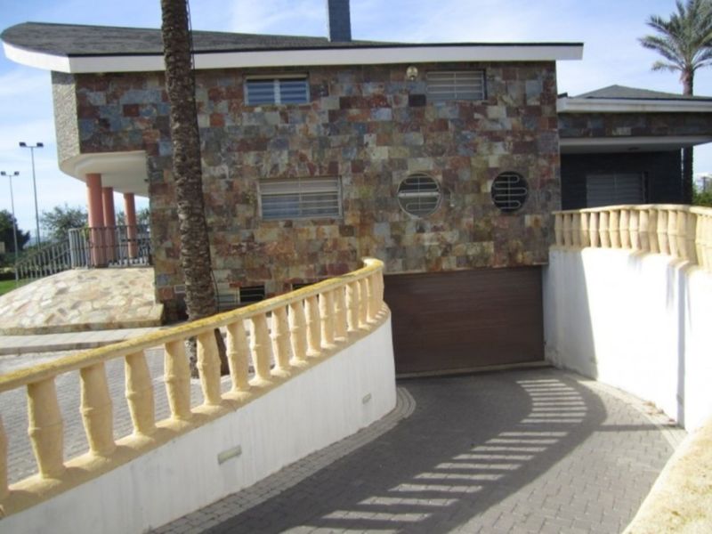 ST1176: Villa for Sale in Los Montesinos, Alicante