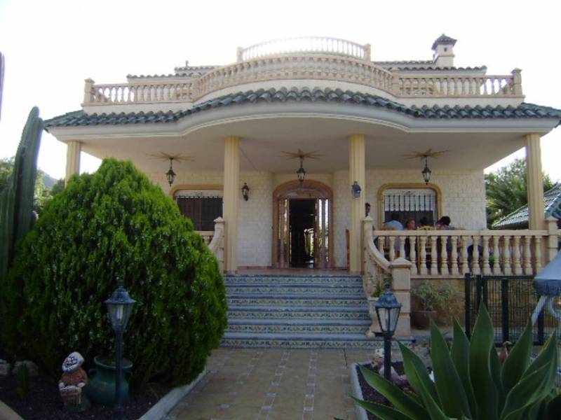 Villa à vendre dans Orihuela, Alicante