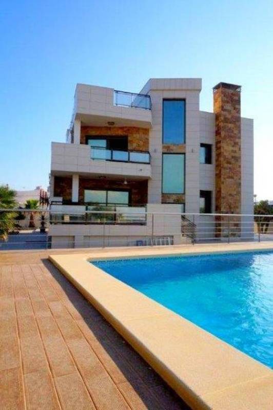 ST420: Villa en venta en La Mata, Alicante
