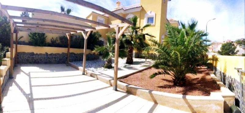 ST452: Villa à vendre dans El Campello, Alicante