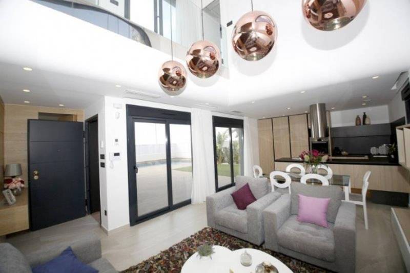 ST470: Villa te koop in Ciudad Quesada, Alicante