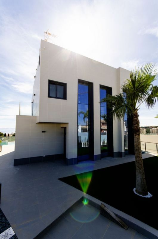 ST489: Villa for Sale in Orihuela Costa, Alicante