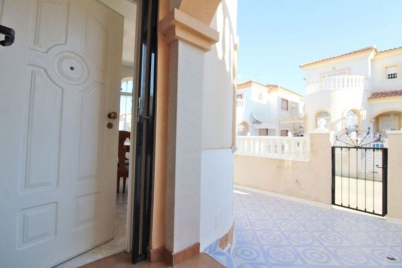 ST501: Duplex zu verkaufen im Torrevieja, Alicante