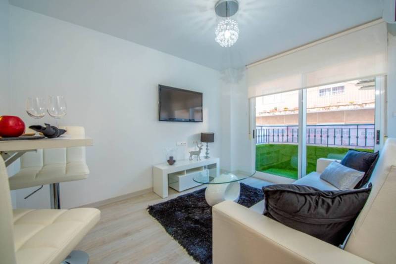 ST545: Wohnung zu verkaufen im Torrevieja, Alicante