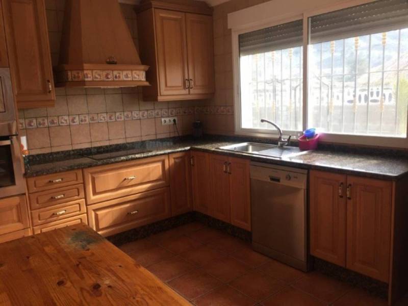 ST559: Villa à vendre dans Busot, Alicante
