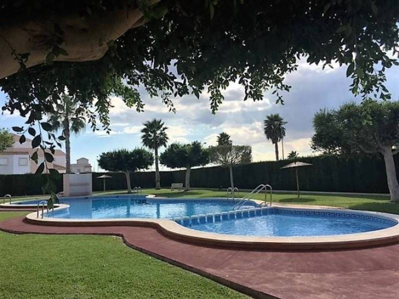 ST580: Duplex for Sale in Torrevieja, Alicante