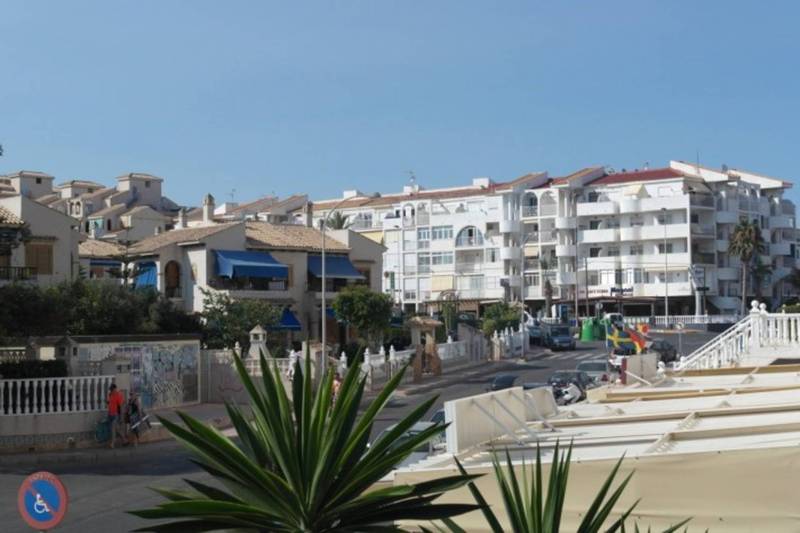 ST584: Villa à vendre dans Torrevieja, Alicante ST584: Villa à vendre dans Torrevieja, Alicante