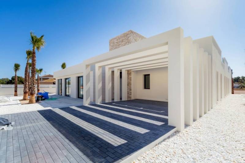 ST684: Villa à vendre dans Torrevieja, Alicante
