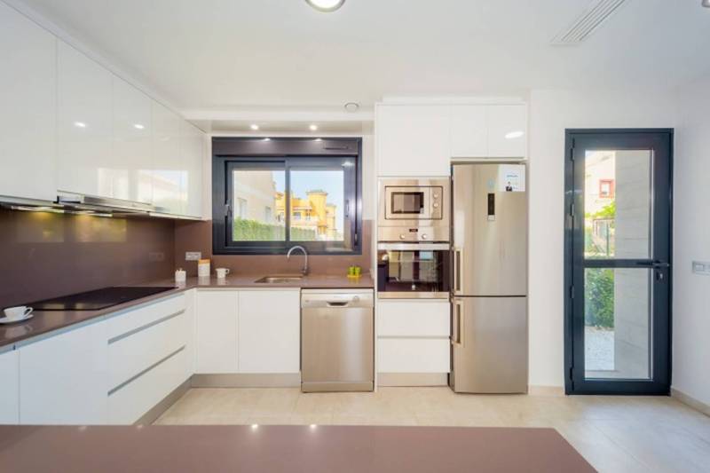 ST685: Villa te koop in Torrevieja, Alicante