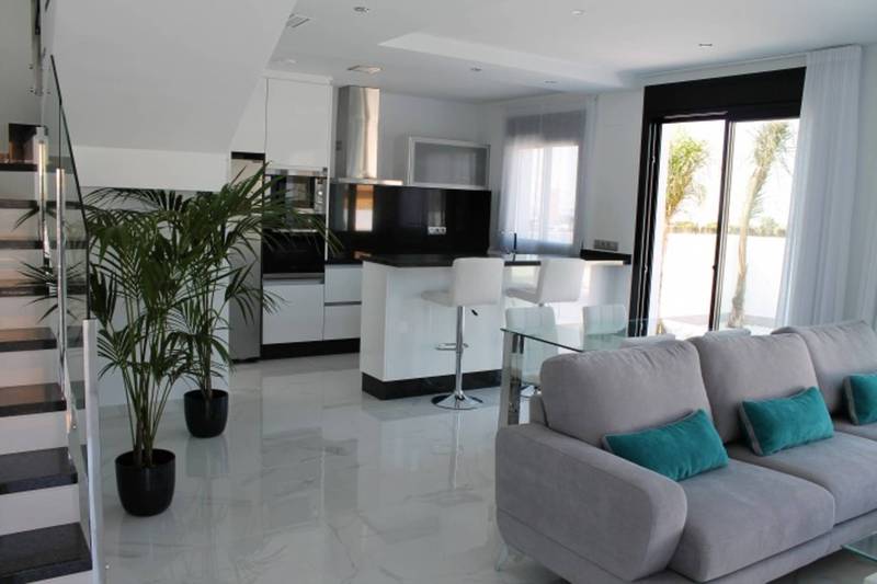 ST686: Villa for Sale in Los Montesinos, Alicante
