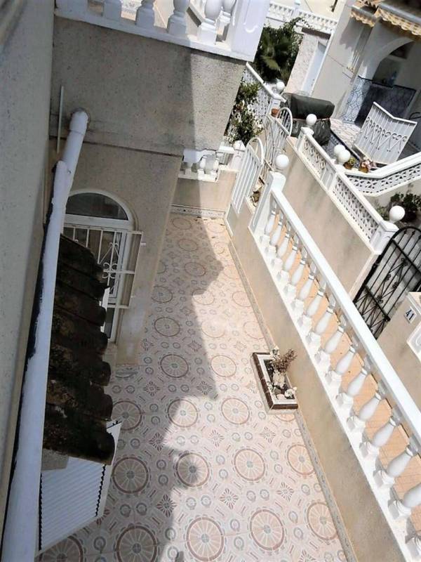 ST697: Villa for Sale in Torrevieja, Alicante