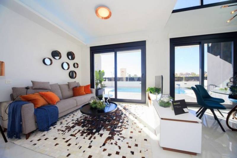 ST699: Villa for Sale in Orihuela Costa, Alicante