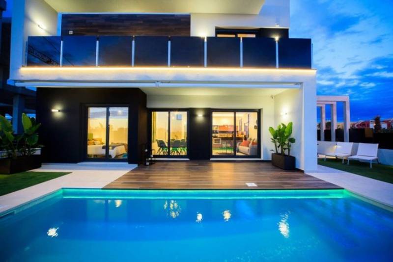 Villa te koop in Orihuela Costa, Alicante