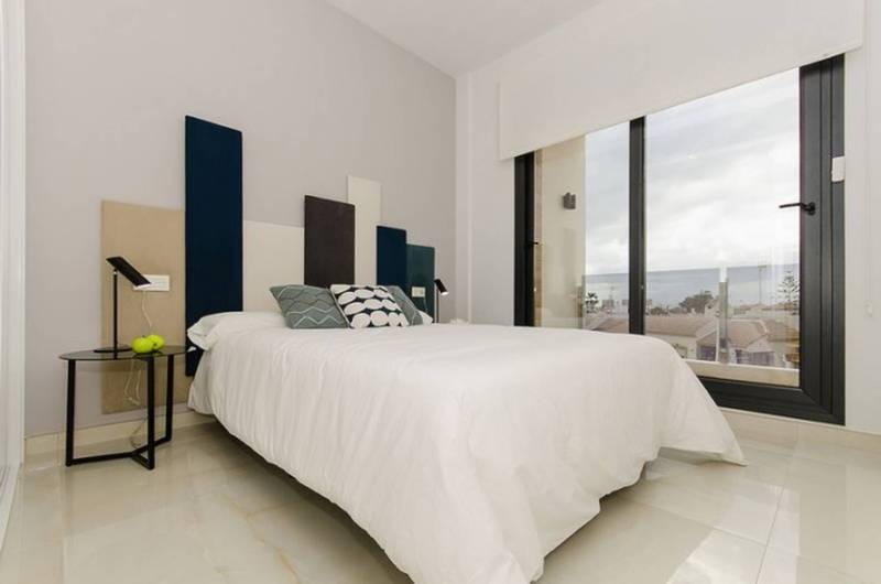 ST702: Villa for Sale in Torrevieja, Alicante
