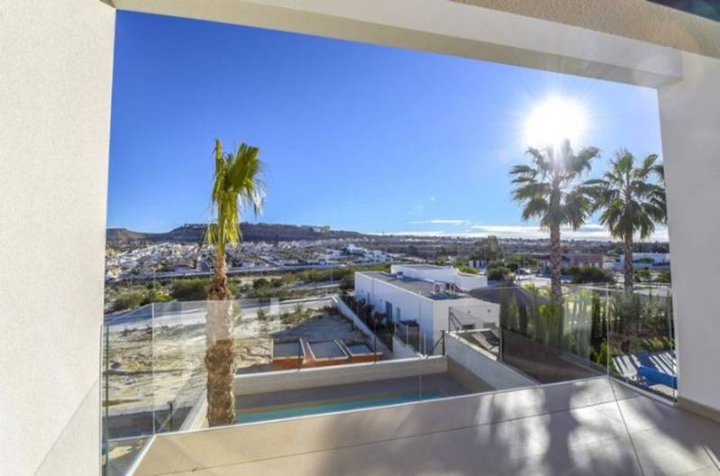 ST718: Villa for Sale in Benijófar, Alicante