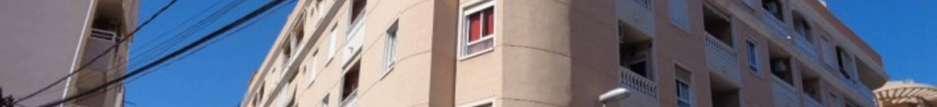 ST723: 2 Slaapkamer Appartement te koop