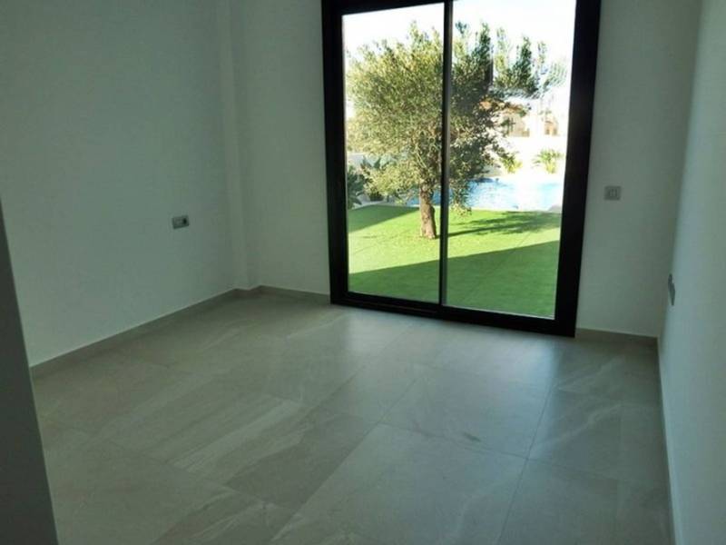 ST733: Villa à vendre dans La Marina, Alicante