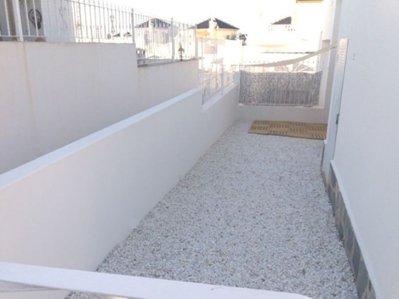 ST892: Duplex for Sale in Torrevieja, Alicante