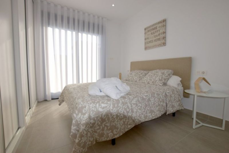 ST919: Villa for Sale in Los Montesinos, Alicante