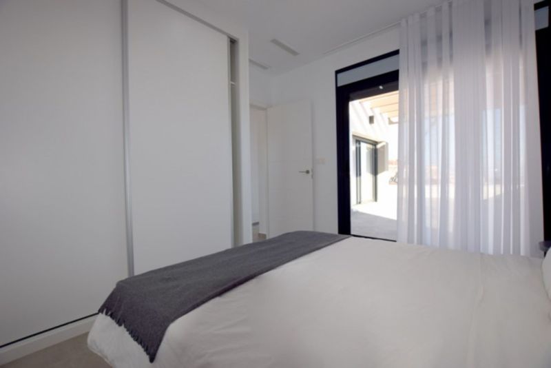 ST919: Villa for Sale in Los Montesinos, Alicante