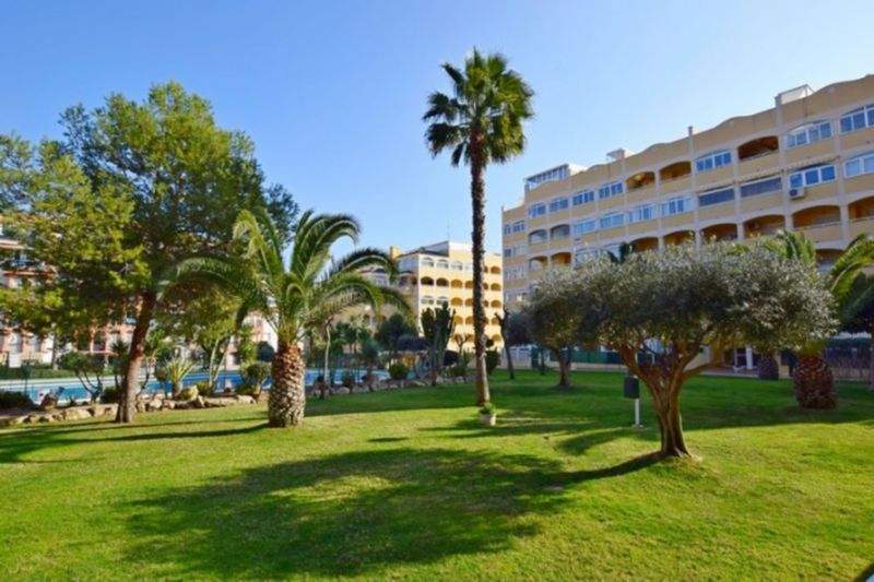 ST920: Apartment for Sale in Torrevieja, Alicante