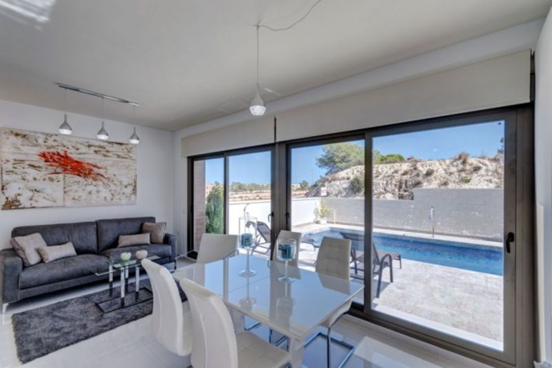 ST937: Villa for Sale in Orihuela Costa, Alicante