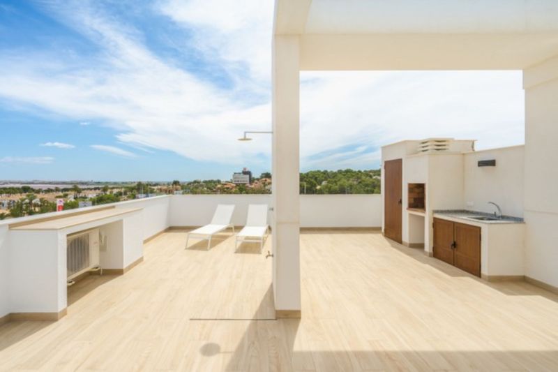 ST940: Villa te koop in Torrevieja, Alicante