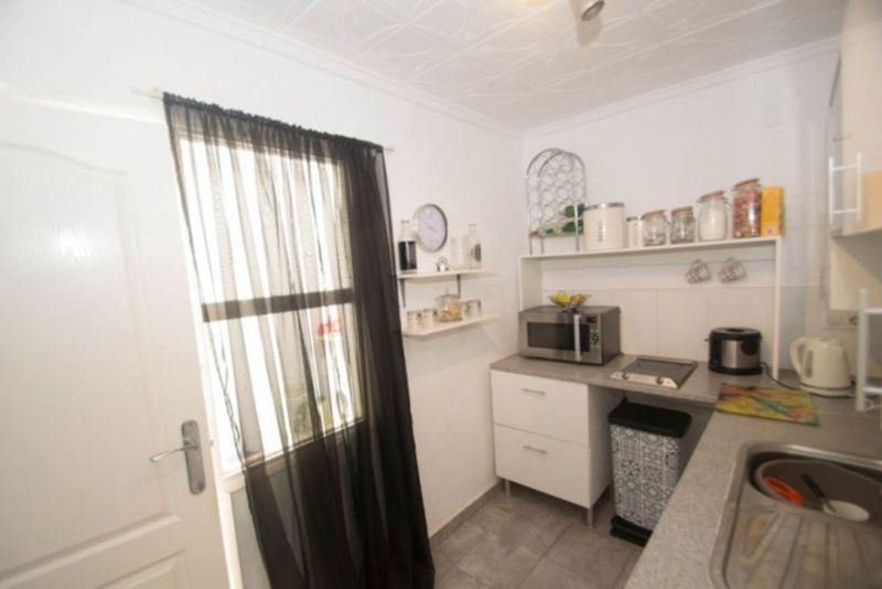ST964: Villa for Sale in Torrevieja, Alicante