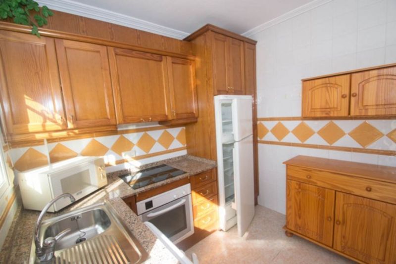 ST970: Tweezijdig te koop in Orihuela Costa, Alicante