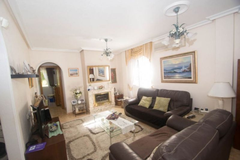 ST977: Villa te koop in Torrevieja, Alicante