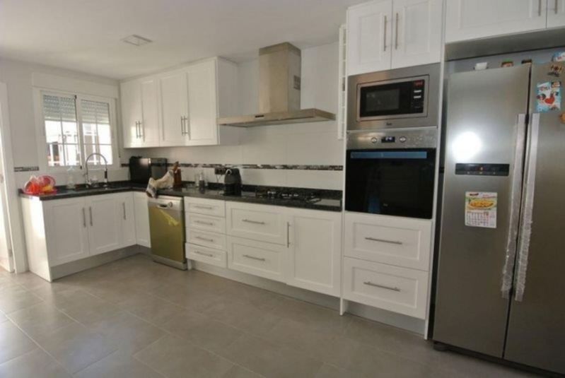 ST982: Villa à vendre dans Torrevieja, Alicante