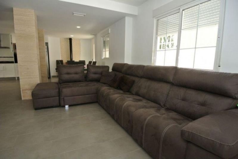 ST982: Villa à vendre dans Torrevieja, Alicante